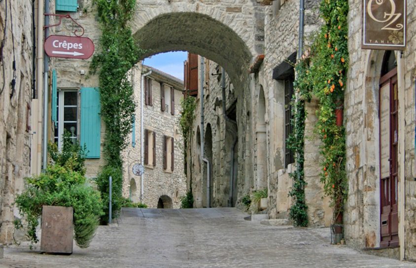 Provence-Vézénobre-straatje-Familievakanties.nl
