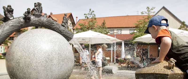 Nikolaiplatzbrunnen-Wernigerode-Harz-Saksen-Anhalt-Familievakanties.nl